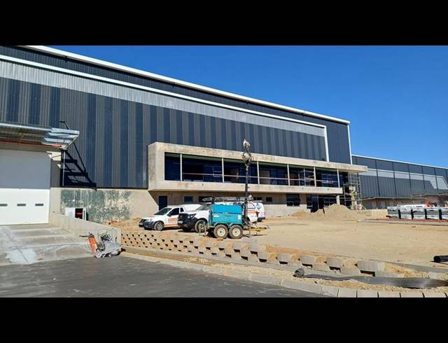 INDUSTRIAL PROPERTY TO RENT IN LOUWLARDIA